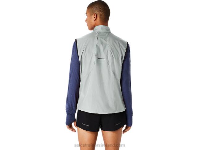 Men\s Metarun Packable Vest Light Sage Asics XXPD527