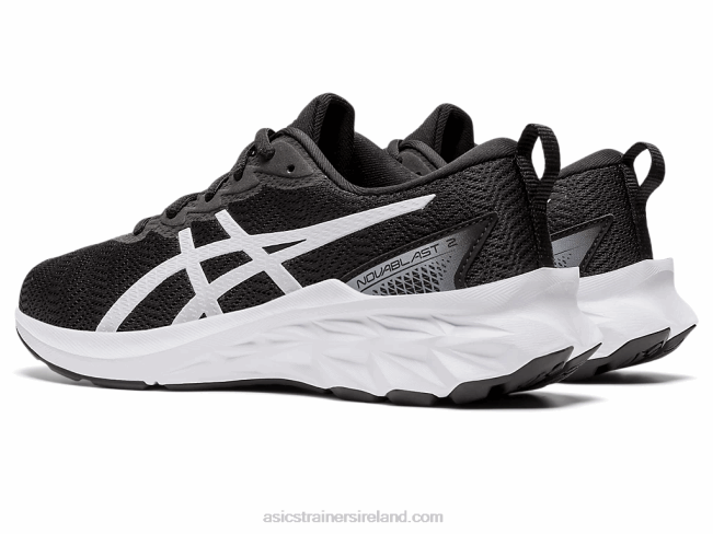 Novablast 2 Grade School Black/White Asics XXPD4473