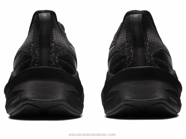 Novablast 3 Le Black/Graphite Grey Asics XXPD182