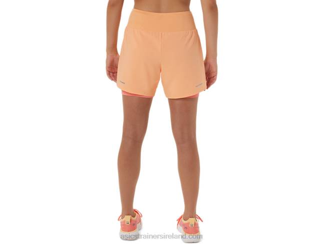 Women\s Road 2-N-1 55in Short Summer Dune/Papaya Asics XXPD2564