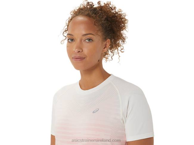 Women\s Seamless Short Sleeve Top Cream/Papaya Asics XXPD2441