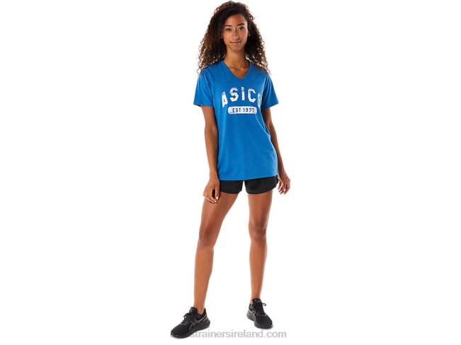 Women\s Short Sleeve Est 1977 V-Neck Tee Lake Drive Asics XXPD2982